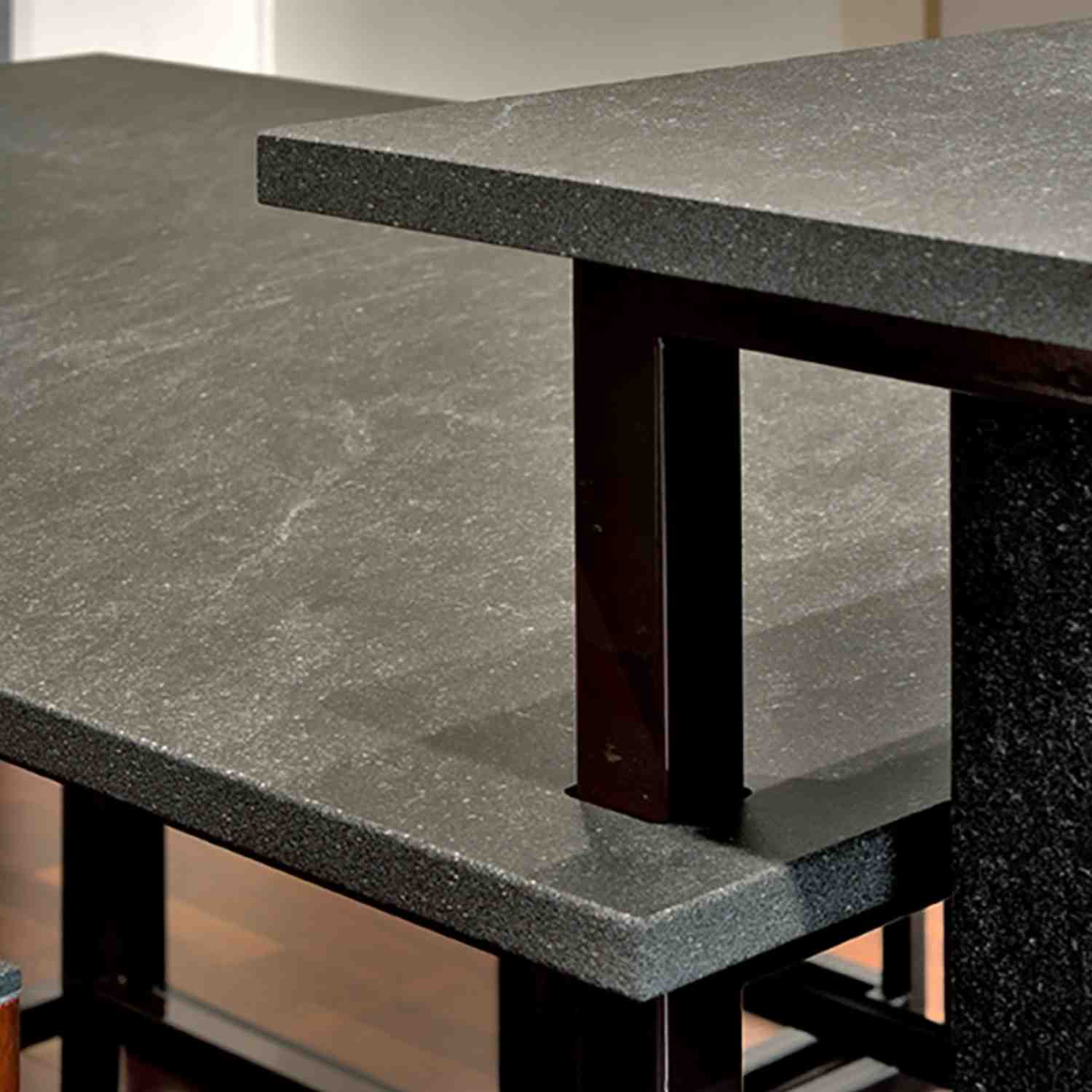 LAMINAM 12 INSIDE