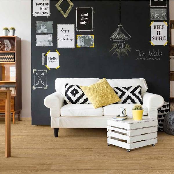 Parquet Miele Wood-Look Porcelain Plank Floor Tile Close-Up Detail